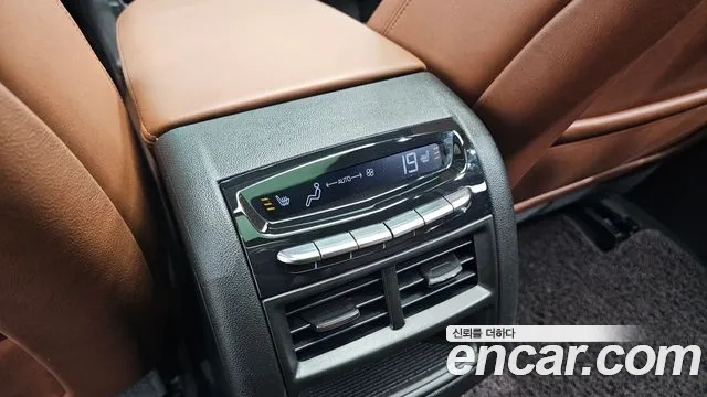 Cadillac XT5 id 2859425 из Кореи 8