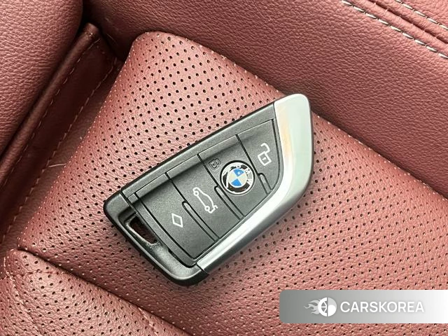 BMW 3 series id 4335731 из Китая 8