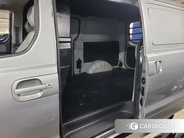 Hyundai The New Grand Starex id 2714618 из Кореи 8