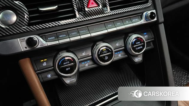 Genesis G70 id 4356655 из Кореи 8