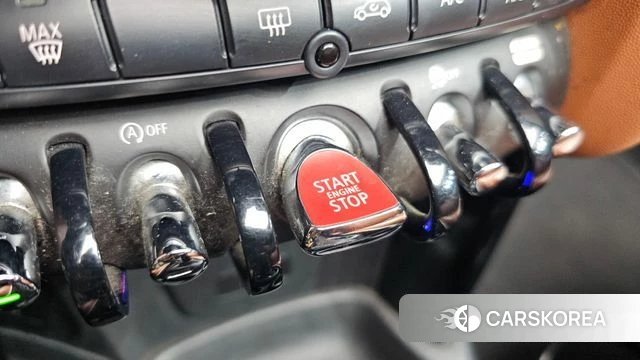 Mini Cooper S Convertible id 3941257 из Кореи 8