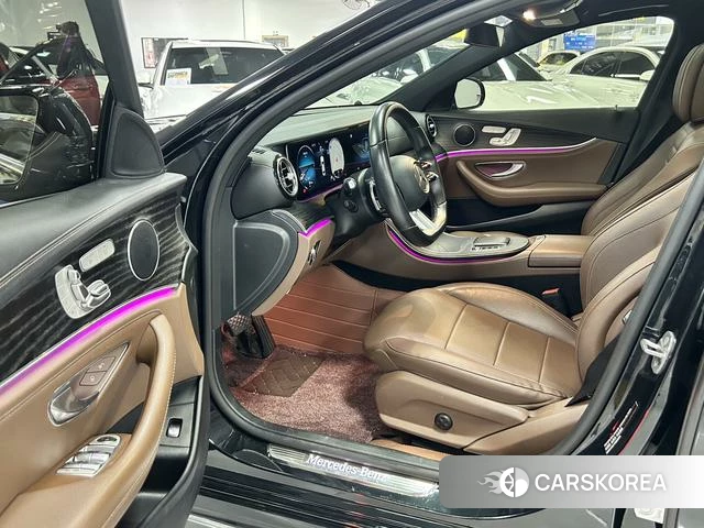 Mercedes-Benz E-class id 4374797 из Китая 8