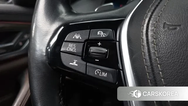 BMW 5 Series (G30) id 3547786 из Кореи 8