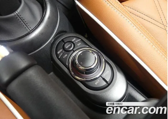 Mini Cooper S Convertible id 2457929 из Кореи 8