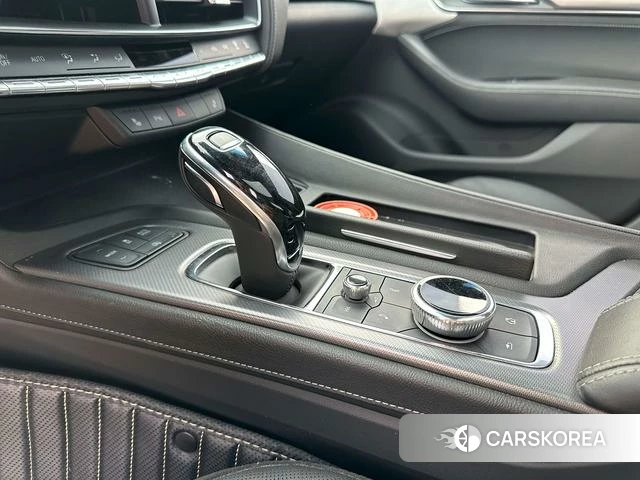 Cadillac CT5 id 4208873 из Китая 8