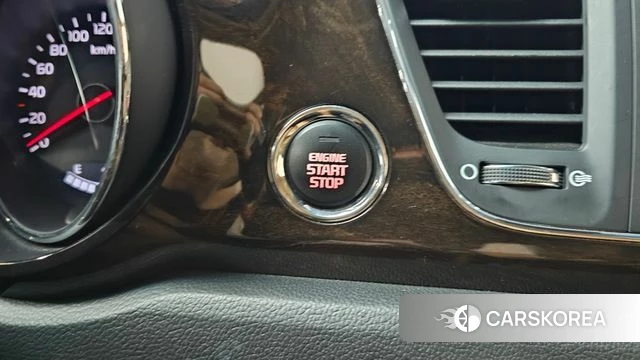 Kia The New Carnival id 4465416 из Кореи 8