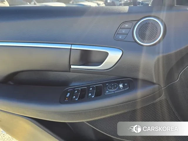 Hyundai Sonata (DN8) id 3055414 из Кореи 8