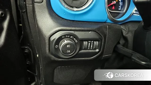 Jeep Wrangler (JL) id 3541192 из Кореи 8