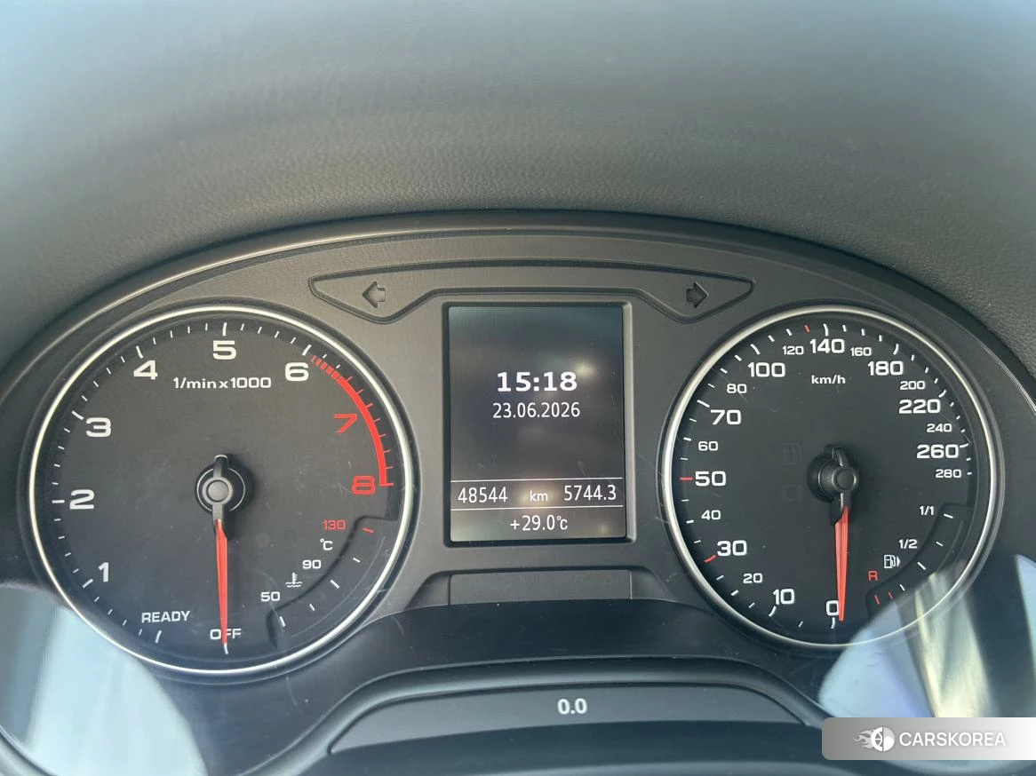 Audi Q2L id 4492678 из Китая 8