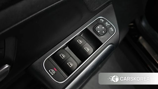 Mercedes-Benz GLA - Class H247 id 4560625 из Кореи 8