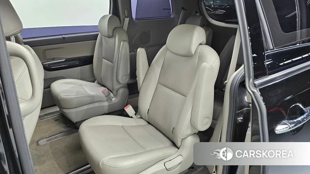 Kia All New Carnival id 4397968 из Кореи 8