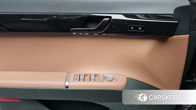 Hyundai Grandeur (GN7) id 3581132 из Кореи 8