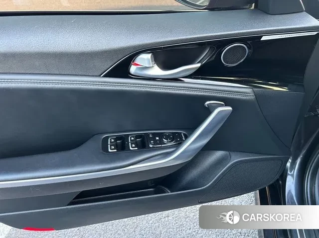 Kia Stinger id 3460331 из Кореи 8