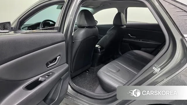 Hyundai Avante (CN7) id 3407562 из Кореи 8