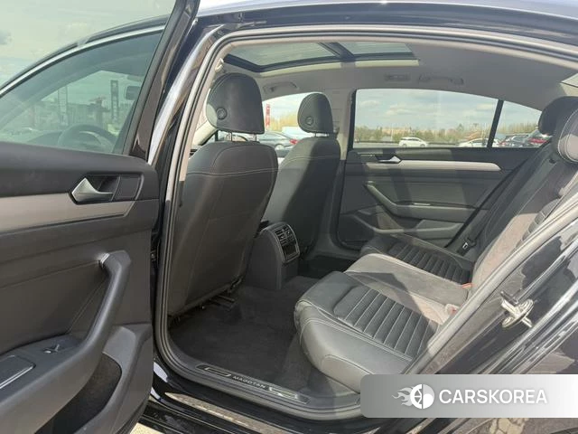 Volkswagen Magotan id 4263021 из Китая 8