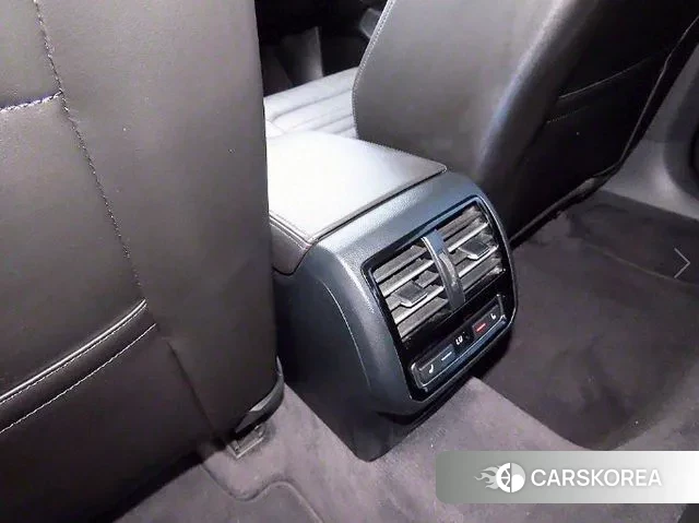 Volkswagen Passat GT (B8) id 3229248 из Кореи 8