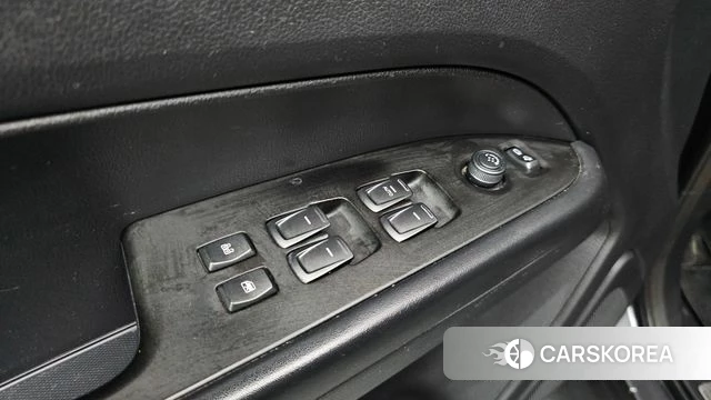 Ssangyong Rexton Sports id 4411040 из Кореи 8