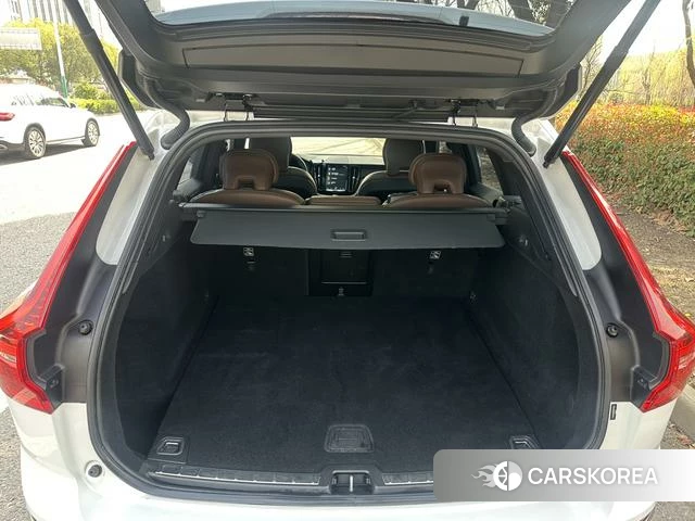 Volvo XC60 id 3927039 из Китая 8