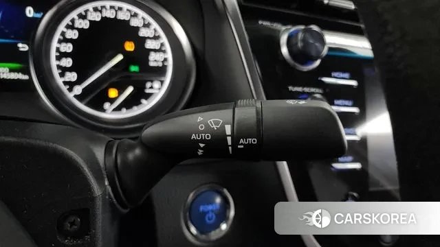 Toyota Camry (XV70) id 3612486 из Кореи 8