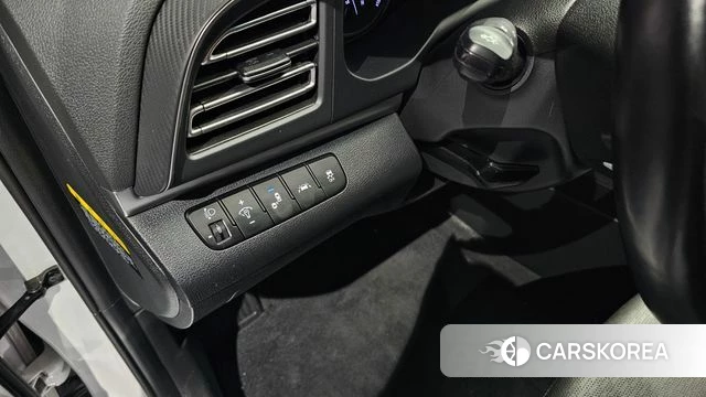 Hyundai The New Avante AD id 4339279 из Кореи 8