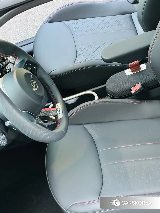 MINI Electric JCW id 4238785 из Китая 8