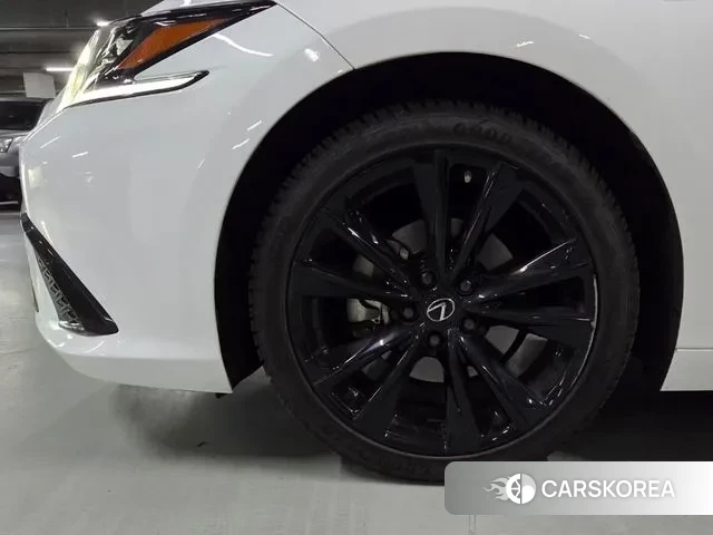 Lexus ES300h 7th generation id 3457863 из Кореи 8