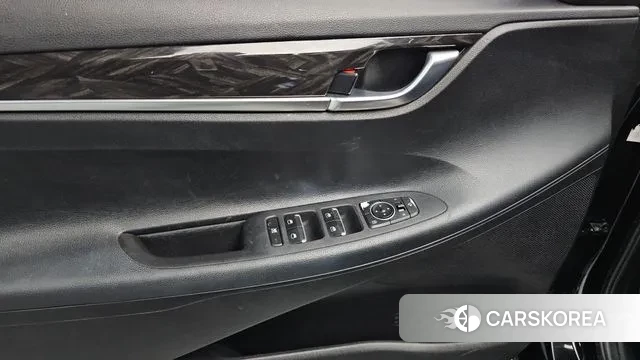 Hyundai Grandeur IG id 3297655 из Кореи 8