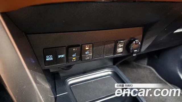 Toyota RAV4 id 2957000 из Кореи 8