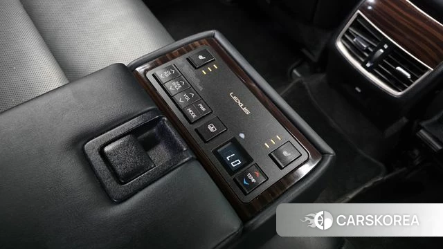 Lexus New ES300h id 4521038 из Кореи 8