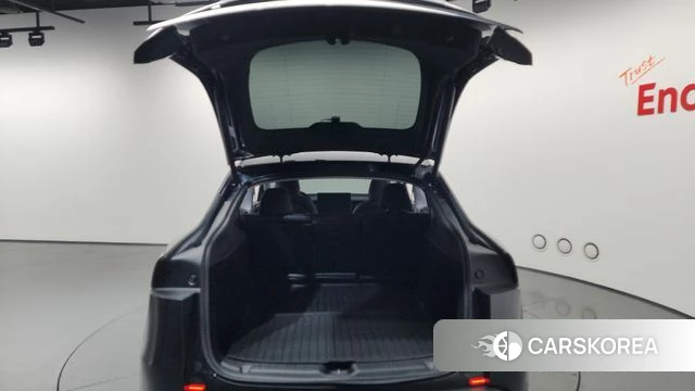 Tesla Model Y id 4302051 из Кореи 8