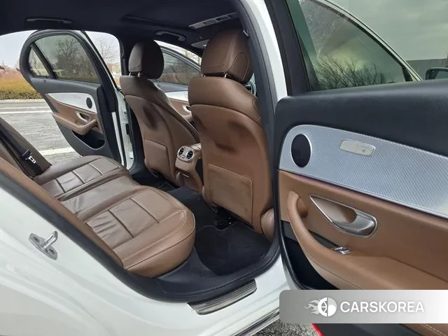 Mercedes-Benz E-Class W213 id 3514749 из Кореи 8