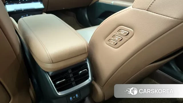 Hyundai Grandeur (GN7) id 3776160 из Кореи 8