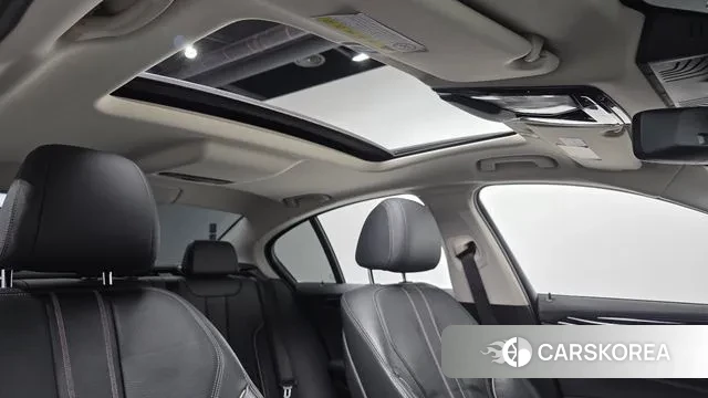 BMW 5 Series (G30) id 3480088 из Кореи 8