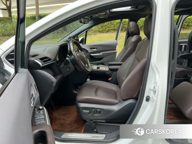 Toyota Saina id 4274568 из Китая 8