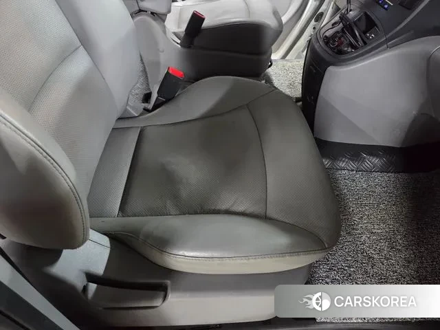 Hyundai The New Grand Starex id 3612490 из Кореи 8