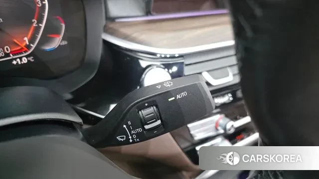 BMW 5 Series (G30) id 3540852 из Кореи 8