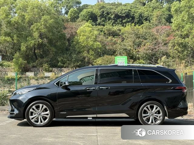Toyota Saina id 3983343 из Китая 8