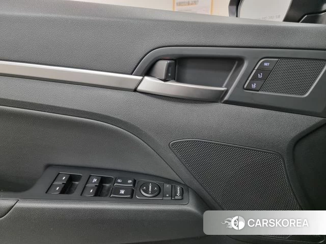 Hyundai The New Avante AD id 3845161 из Кореи 8