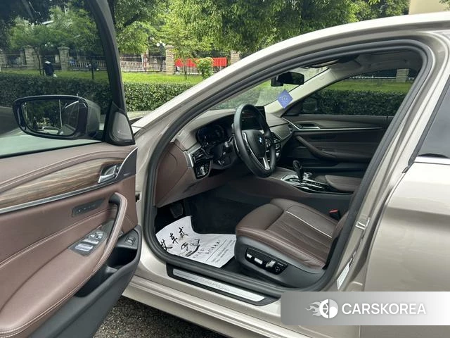 BMW 5 series id 4257838 из Китая 8