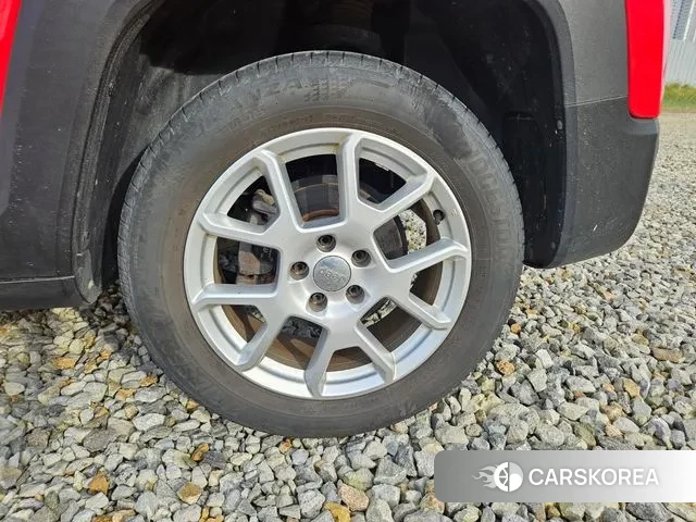 Jeep Renegade id 3273794 из Кореи 8