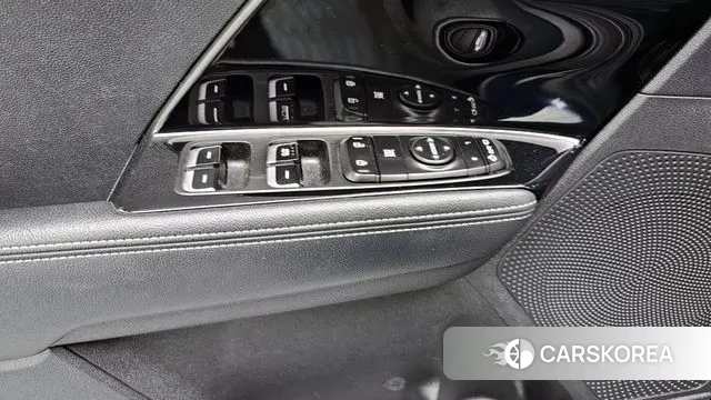 Kia Niro id 3423274 из Кореи 8