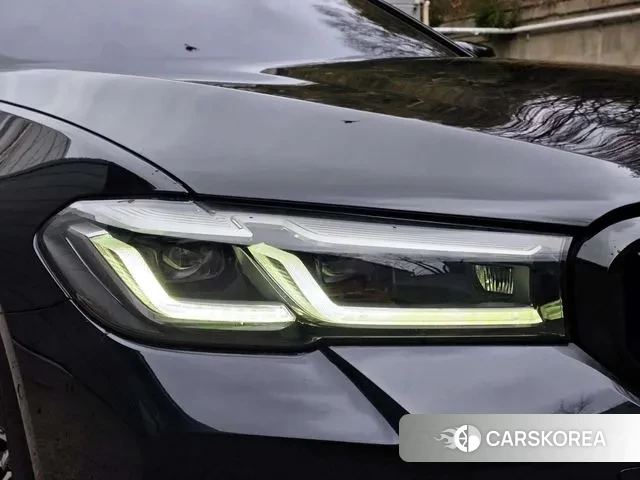 BMW 5 Series (G30) id 3733267 из Кореи 8