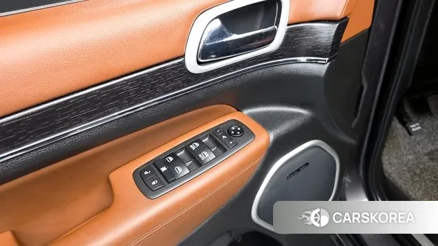 Jeep Grand Cherokee id 3160604 из Кореи 8