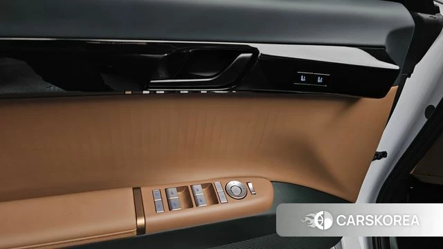 Hyundai Grandeur Hybrid (GN7) id 4879635 из Кореи 8