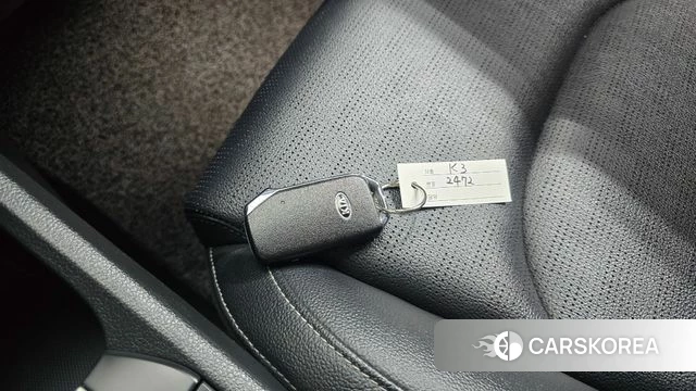 Kia Come New K3 id 4317512 из Кореи 8