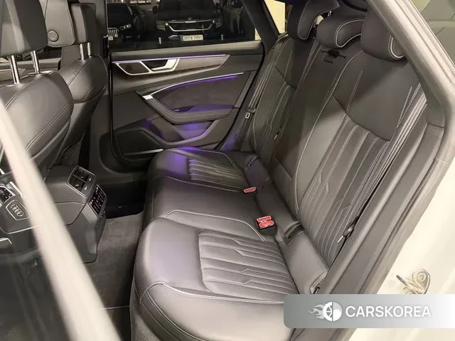 Audi A7 (4K) id 3671914 из Кореи 8