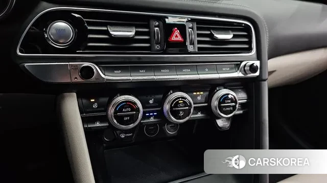 Genesis The New G70 id 3513164 из Кореи 8