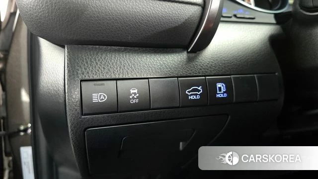 Toyota Camry (XV70) id 4403125 из Кореи 8