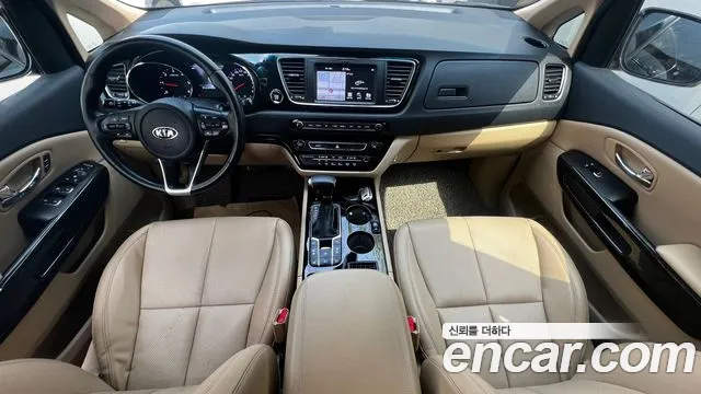 Kia The New Carnival id 2634535 из Кореи 8