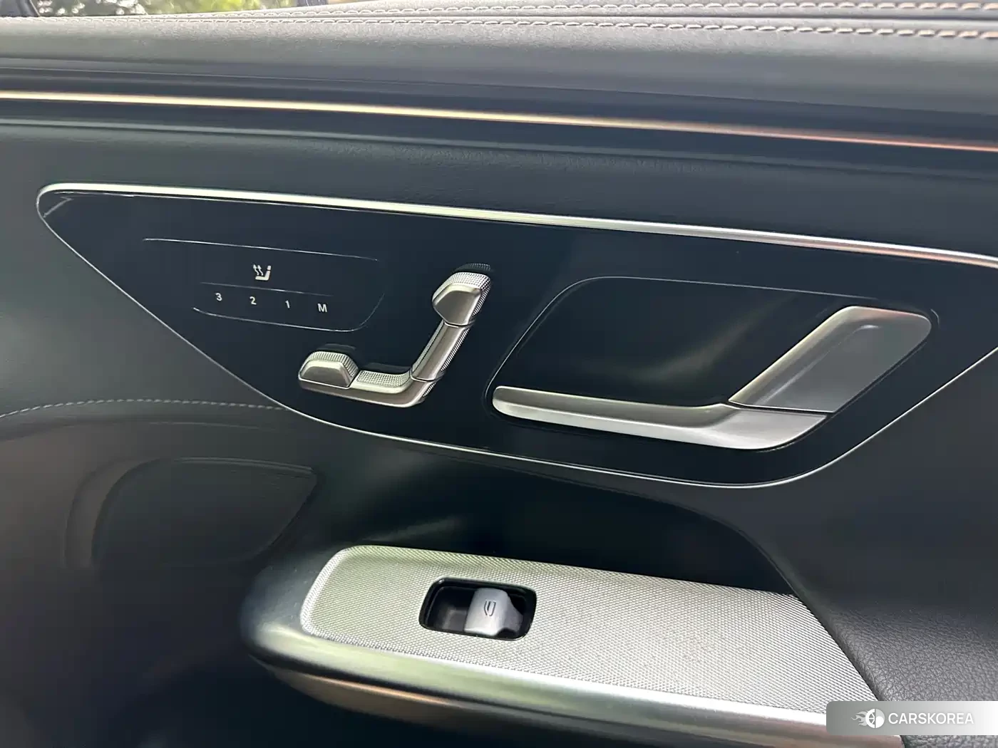 Mercedes-Benz EQE id 4538987 из Китая 8